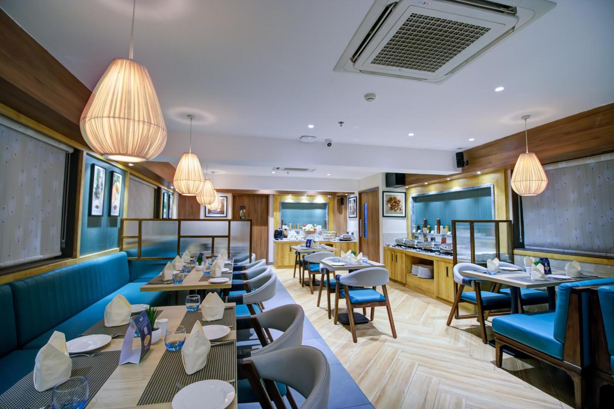 Cozzet Victoria Hotel Bhubaneswar Ngoại thất bức ảnh