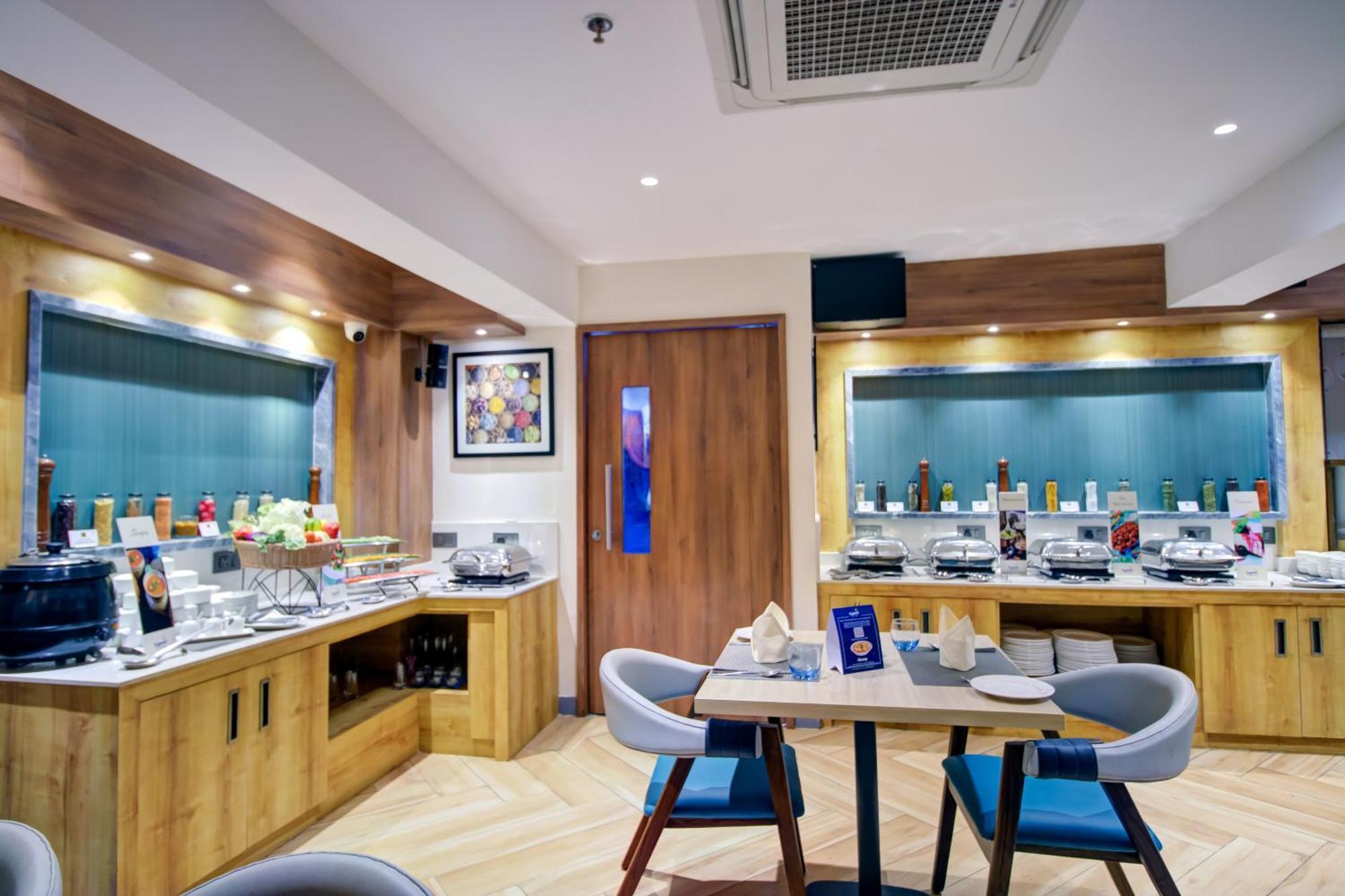 Cozzet Victoria Hotel Bhubaneswar Ngoại thất bức ảnh