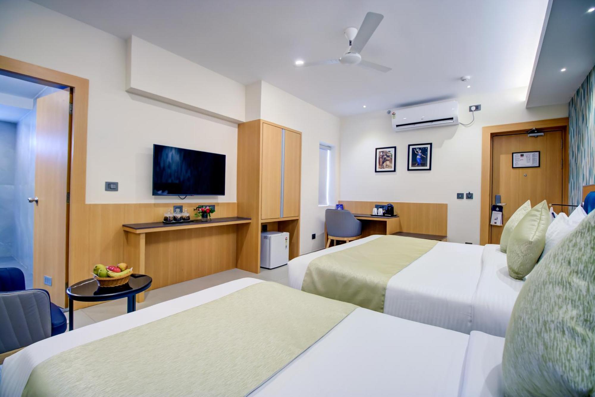 Cozzet Victoria Hotel Bhubaneswar Ngoại thất bức ảnh